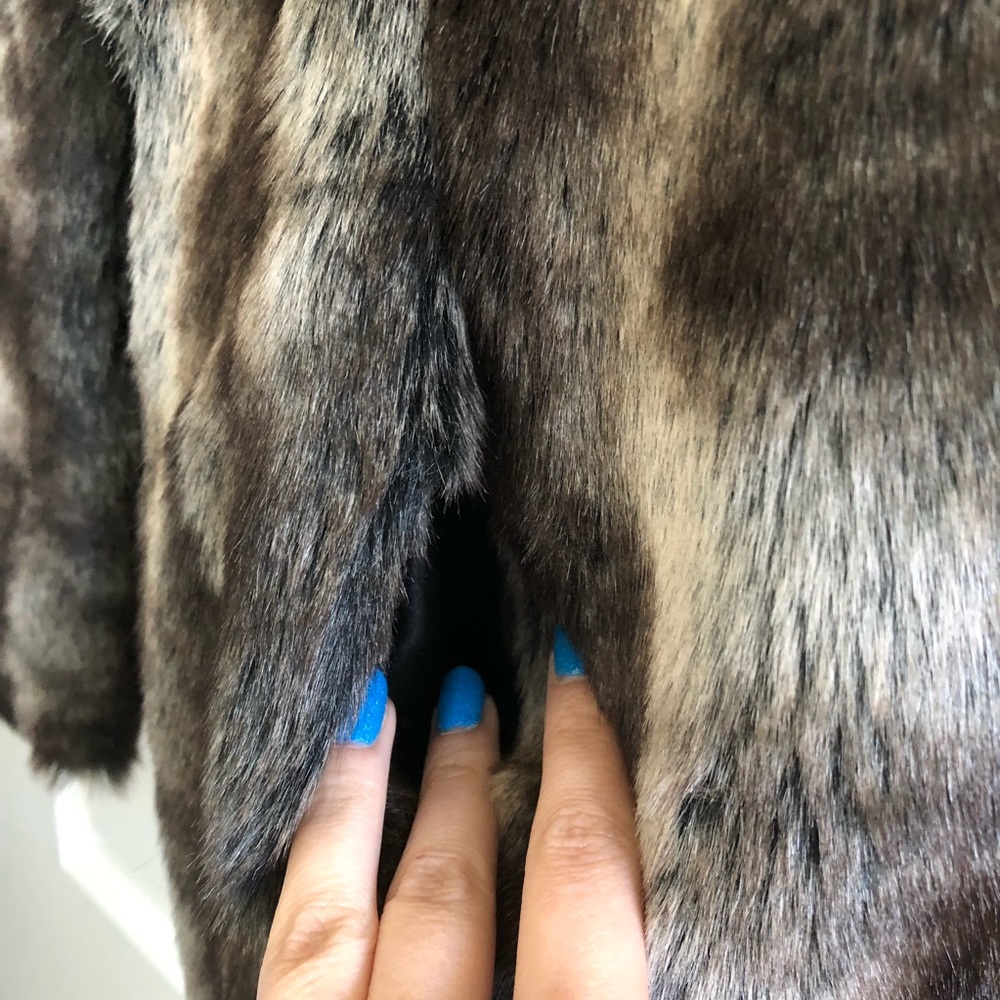 Rachel Zoe Faux Fur Vest Xs Nwot - image 4